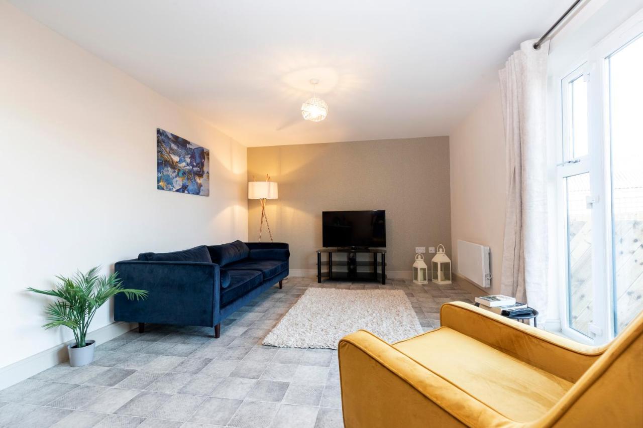 Avery House 2 - Two Bedroom With Outdoor Terrace By Bpne Apartment Darlington (Durham)