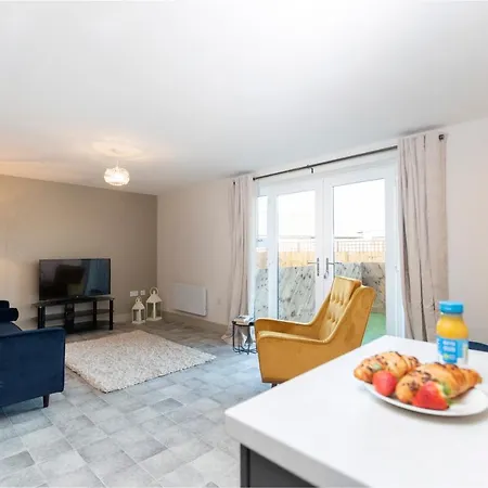 Avery House 2 - Two Bedroom With Outdoor Terrace By Bpne Darlington  Exterior photo